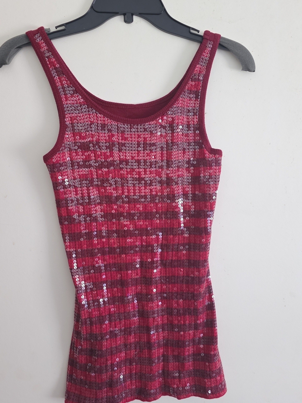 The Limited Perfect Tank Medium Y2K 2006 Red Burgundy Sequin Striped Top